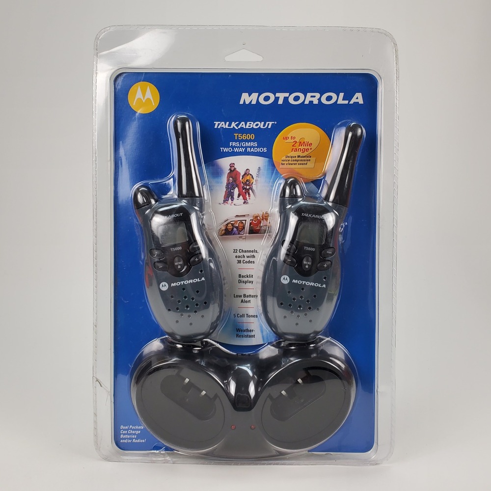 Motorola Talkabout T5600 Two Way Radios FRS GMRS Gray 22 Channel 2 Mile RangeNEW